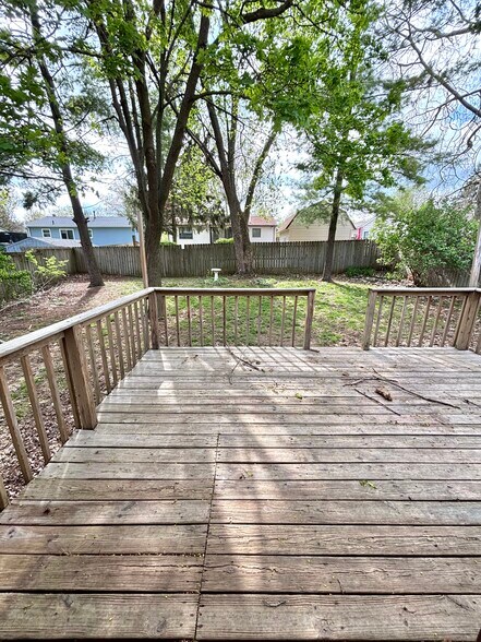 Building Photo - 5724 Annapolis Dr
