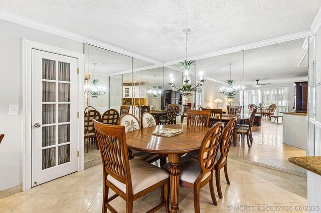 Building Photo - 6417 Bay Club Dr