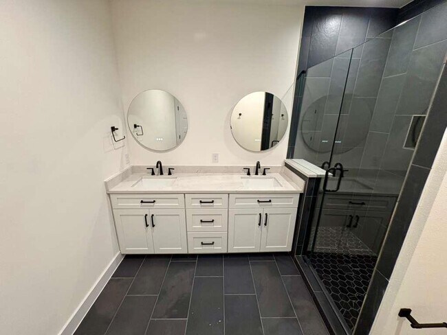 Building Photo - 10209 Gail Rd