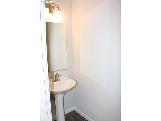 Building Photo - Modern 3-Bedroom Townhome-Style Home with Attached Garage, Private Patio & En-Suite Bathrooms in ...