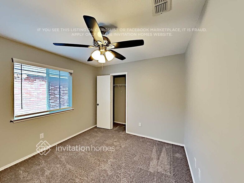 Building Photo - 1533 Warrington Way