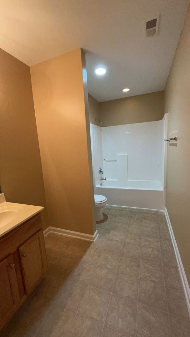 Building Photo - 135 Wildberry Ln