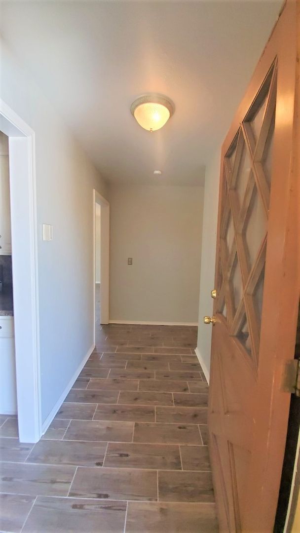 Building Photo - Super 3 Bed 2 Bath 2 Car Garage in Rolling...