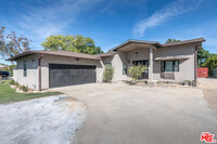 Building Photo - 22845 Dolorosa St