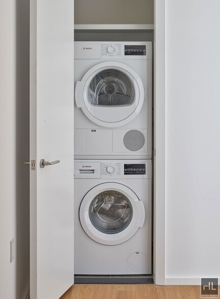 Building Photo - 5 S 5th St