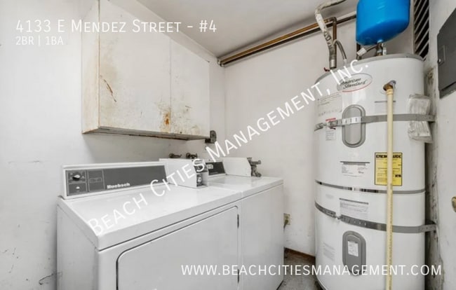 Building Photo - 4133 E Mendez St