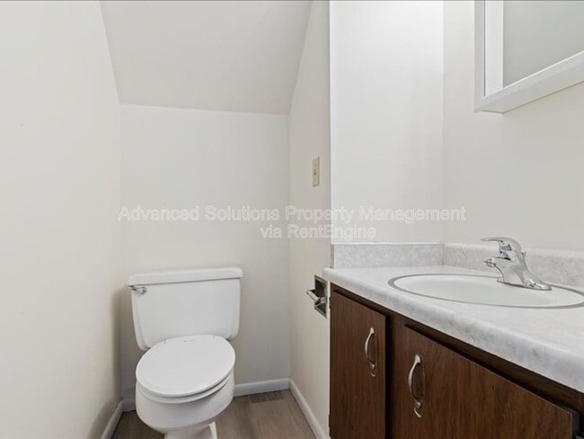 Building Photo - 4554 S 785 E