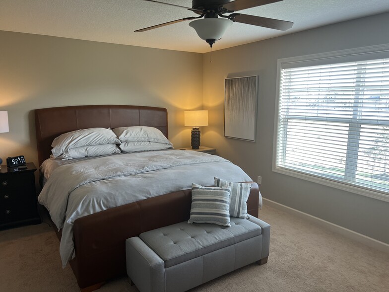 Building Photo - 3294 Red Oak Trl