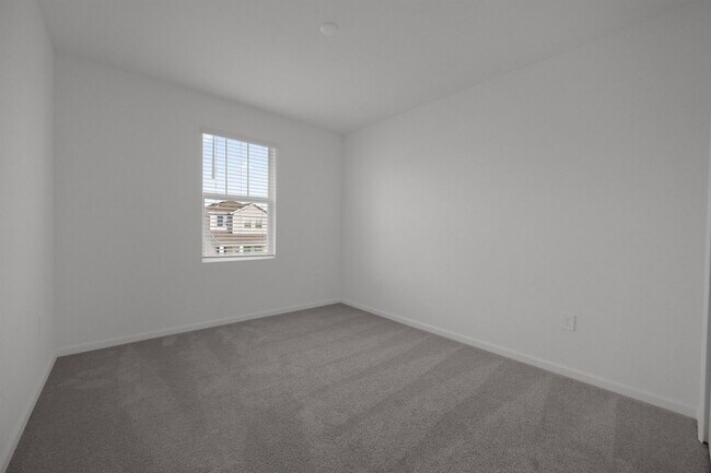 Building Photo - 6089 Zen Wy