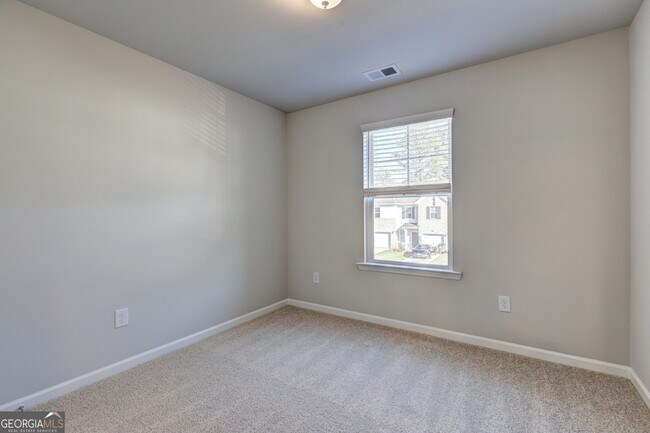 Building Photo - 479 Payne Dr