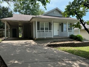 Building Photo - Cozy 3 BEDROOM 2 BATH FOR RENT IN JOPLIN-$1200 RENT-$1200 DEPOSIT