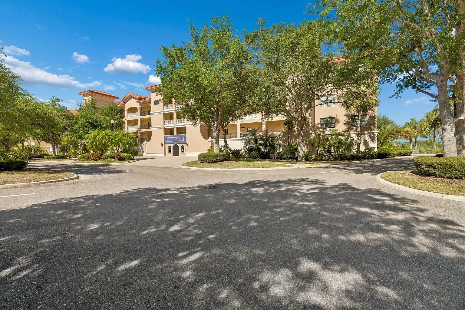 Building Photo - 7702 Lake Vista Ct