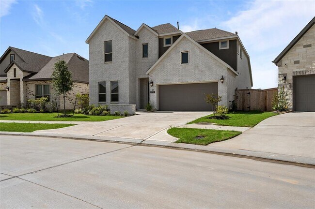 Building Photo - 22119 Shrimp Plant Ln
