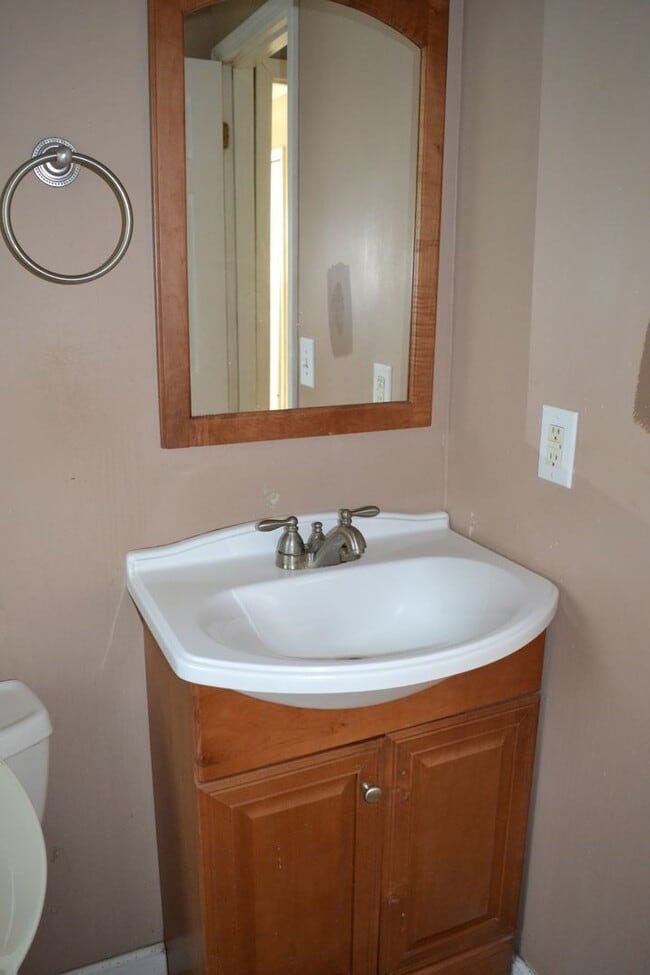 Building Photo - 138 Cypress Cir