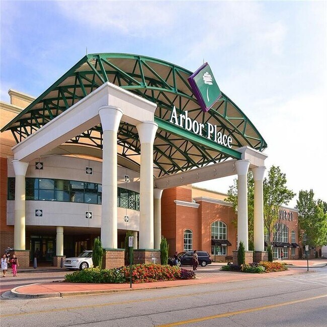 Building Photo - 2755 Janet St