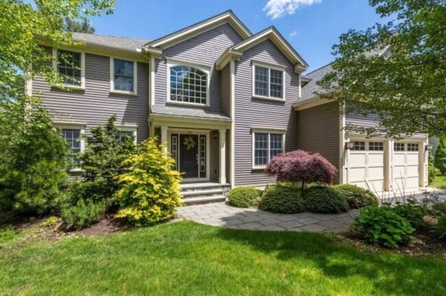 Primary Photo - 28 Burke Ln