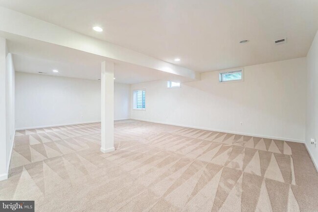 Building Photo - 8561 Barrow Furnace Ln
