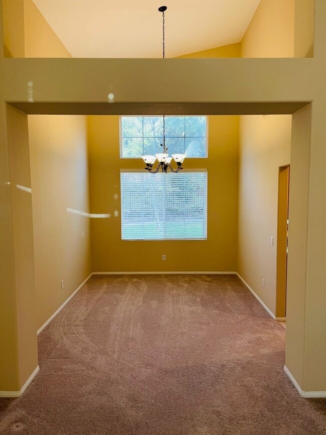 Building Photo - 42020 Dahlia Way