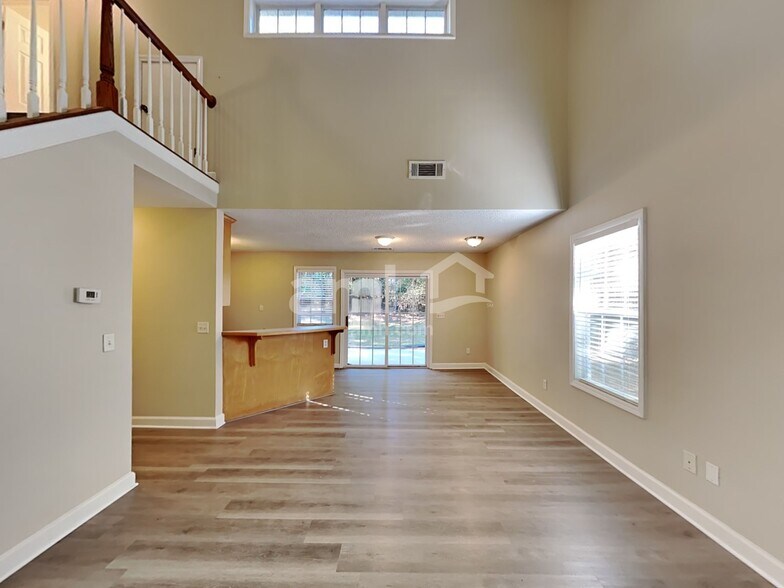 Building Photo - 1815 Bernice Dr