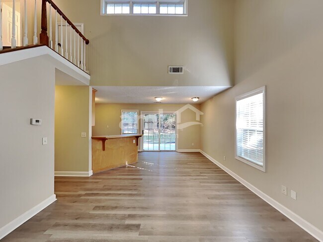 Building Photo - 1815 Bernice Dr