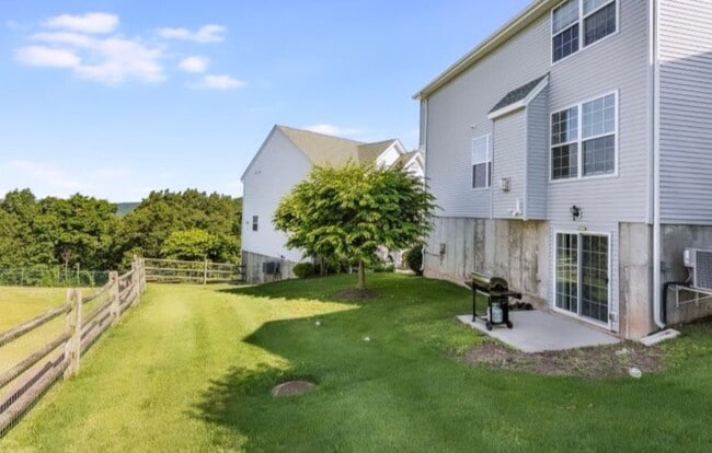 Building Photo - 160 Sowers Dr