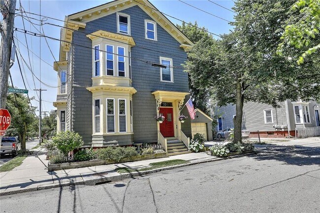 Building Photo - 35 Hammond St