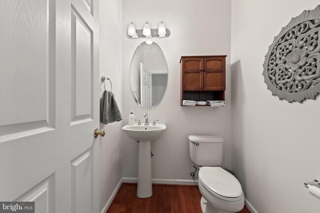 Building Photo - 43286 Morven Square