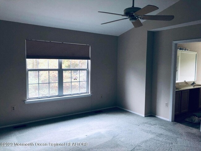 Building Photo - 9 Hancock Ln