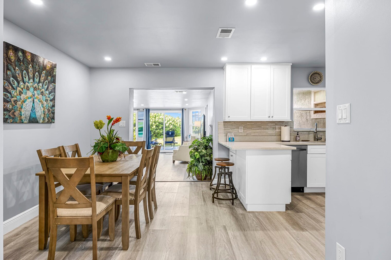 Building Photo - 6403 S Hwy A1A