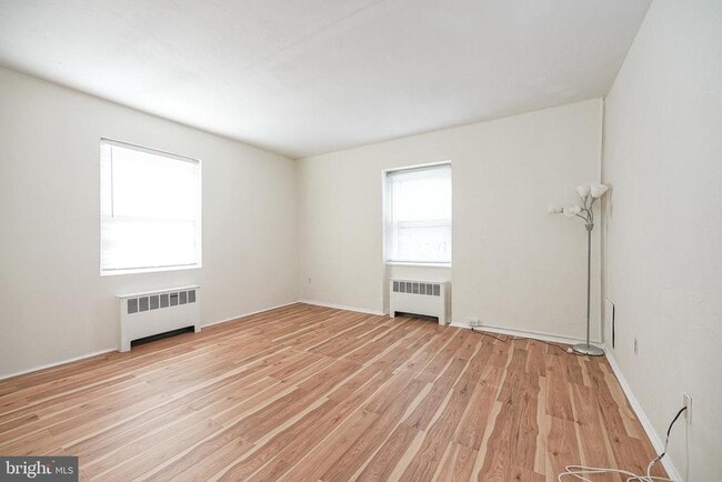 Building Photo - 671 Franklin Pl