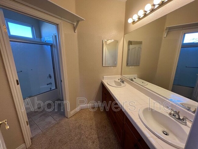 Building Photo - 7071 Cinnamon Teal Way