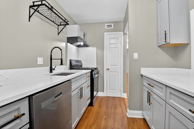 Building Photo - 12301 Braxfield Ct