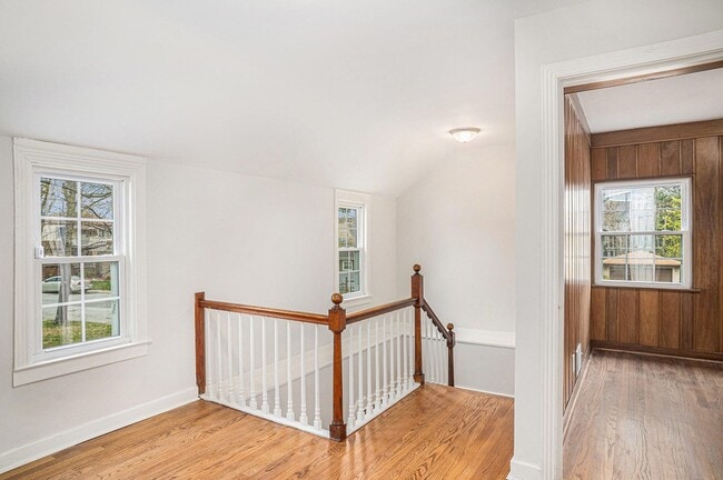 Building Photo - 138 N Howard Ct