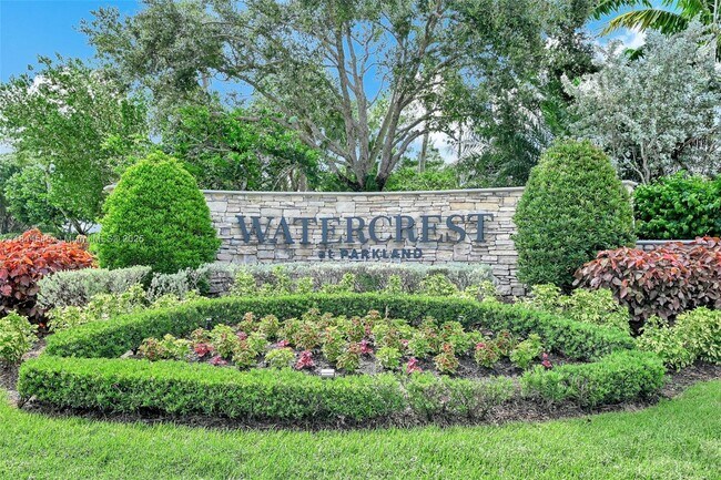 Building Photo - 8855 Watercrest Cir W
