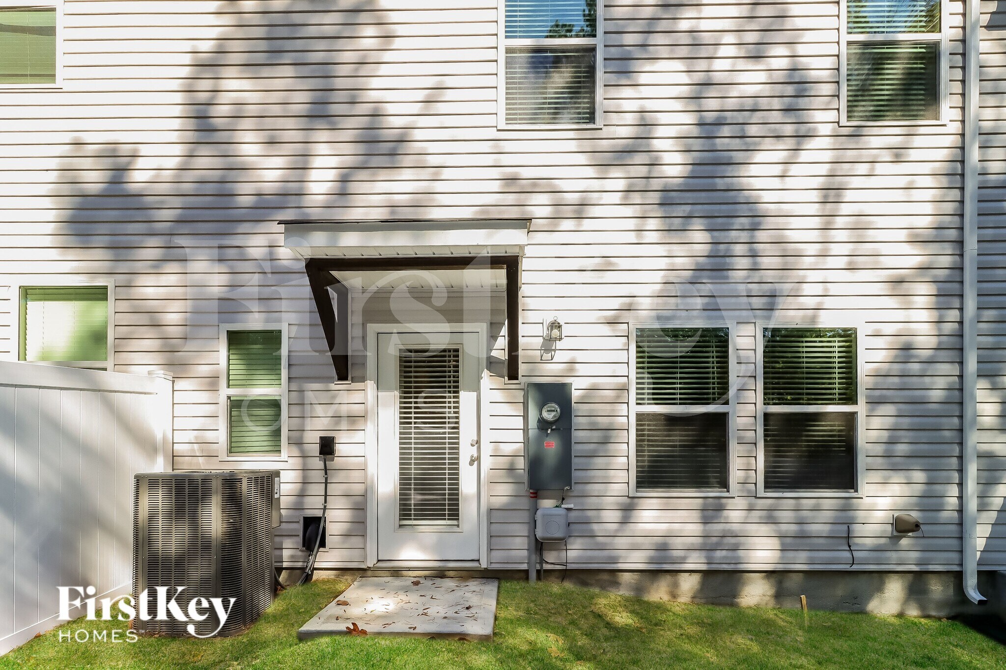 Building Photo - 2092 Cypress Village Dr NW
