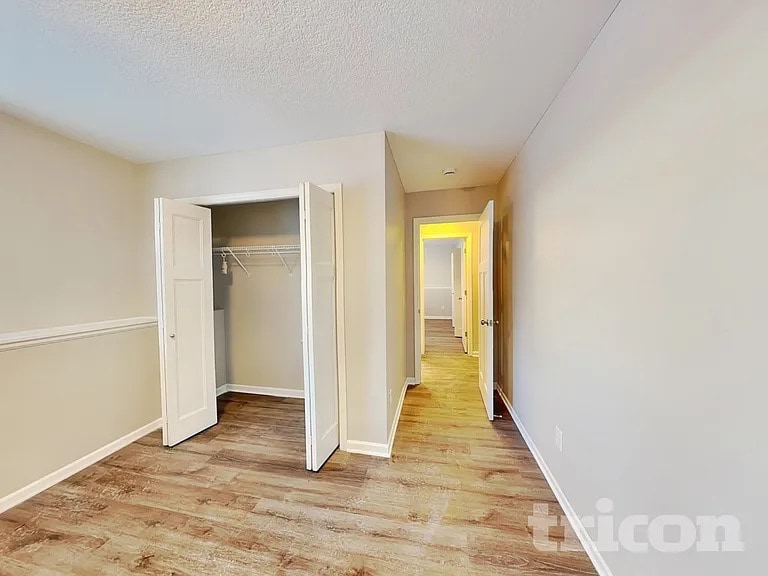 Building Photo - 1525 Independence Ave N