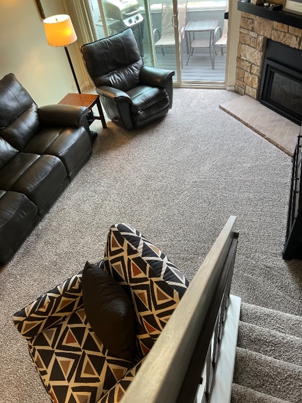 Building Photo - 8743 W Cornell Ave