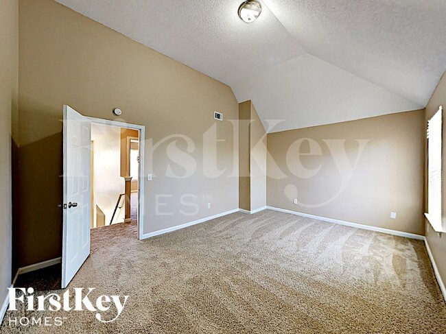 Building Photo - 164 Penny Ln