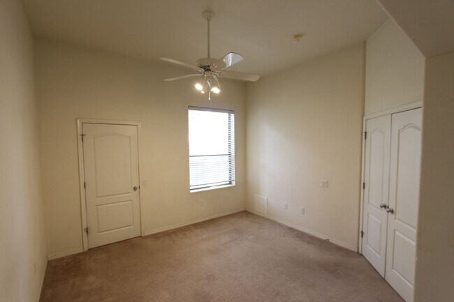 Building Photo - Spacious 2BR Summit Park Condo | Private Balcony + Second-Floor Living