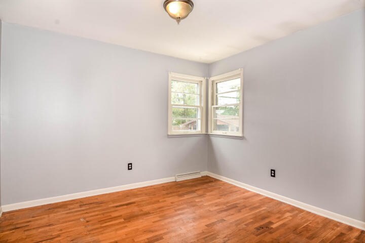 Building Photo - 2407 Clark Ln