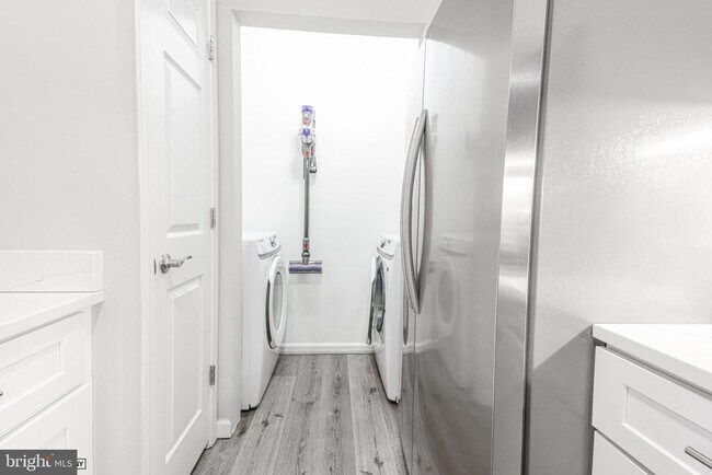 Building Photo - 502 Sunset View Terrace SE