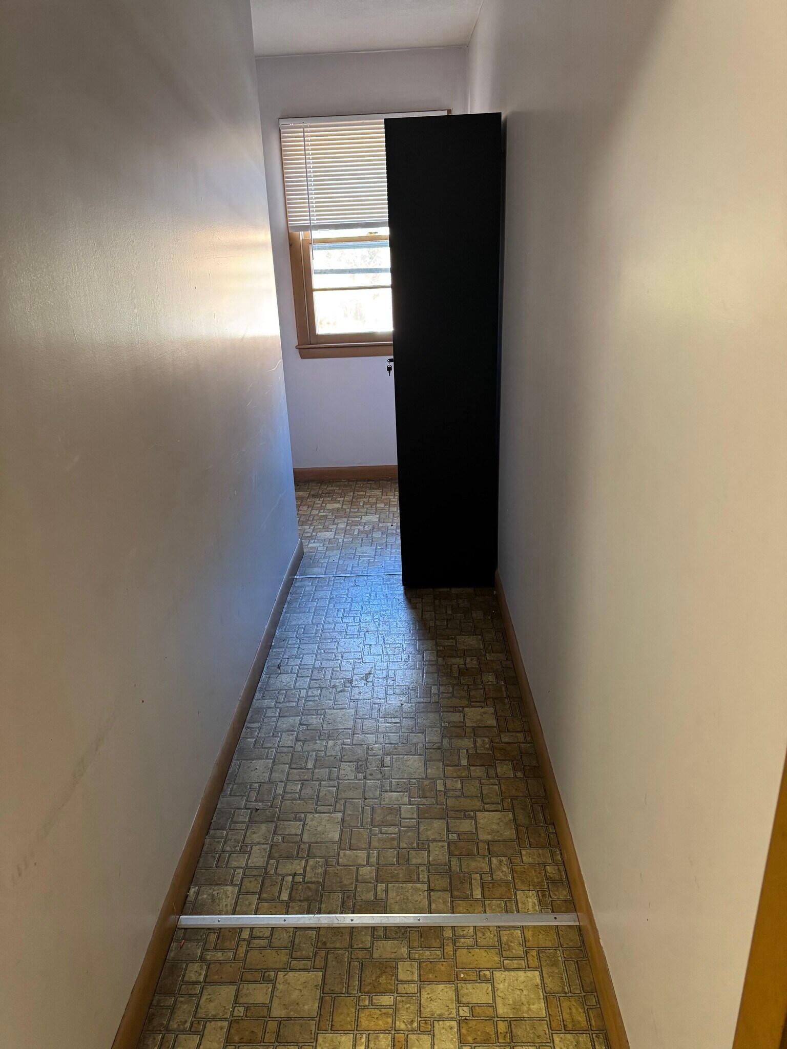 Back Entrance - 1013 Somerville St