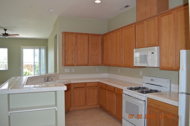 Building Photo - 7439 Earlsmoore Dr