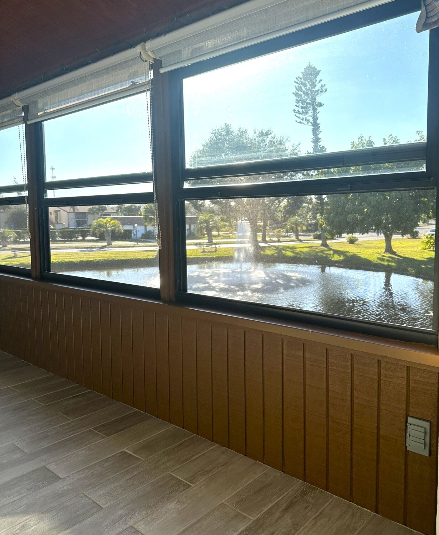 Building Photo - 12 Quails Run Blvd