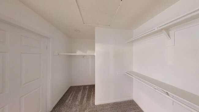 Building Photo - Beautiful 5 bedroom 3 bathroom home in Yucaipa