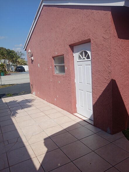 Building Photo - 6210 NW 199th St