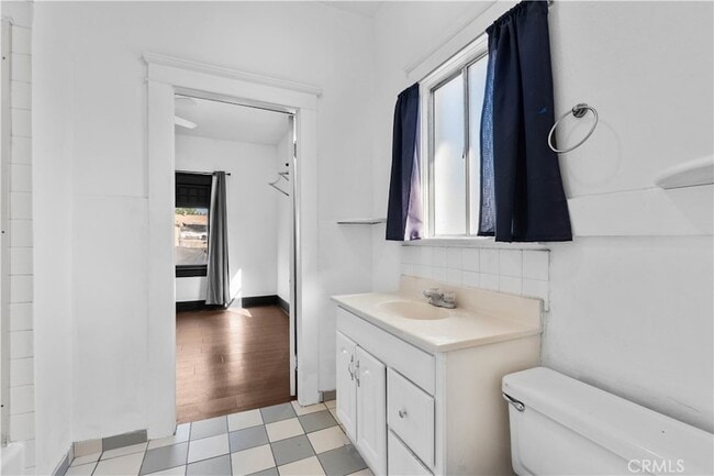 Building Photo - 1445 S Rebecca St