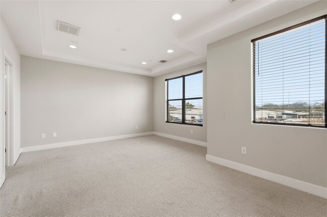 Building Photo - 1613 Milby St