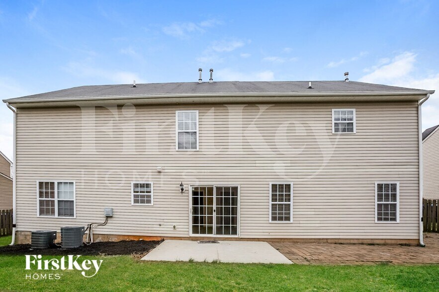 Building Photo - 130 Rusty Nail Dr