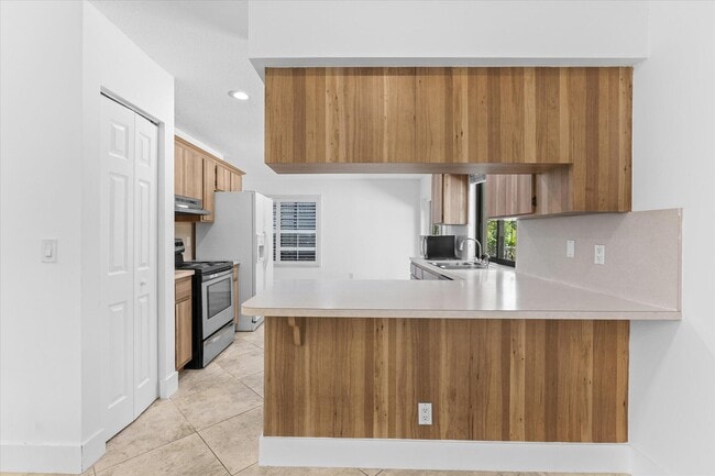 Building Photo - 11580 NW 20th Dr